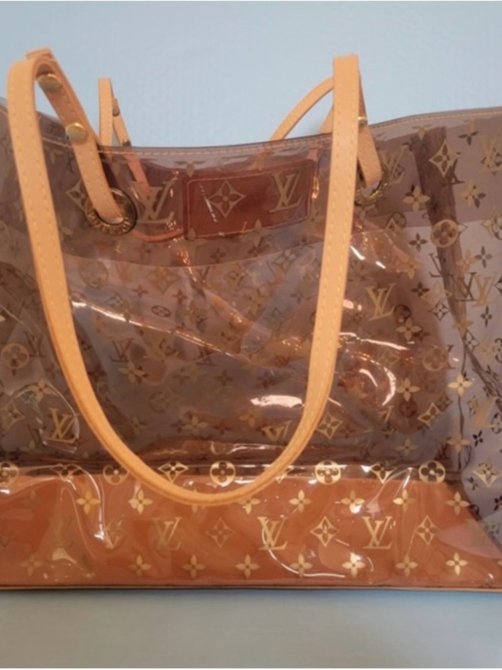 Louis Vuitton Beach GM Tote - Picture 4 of 8